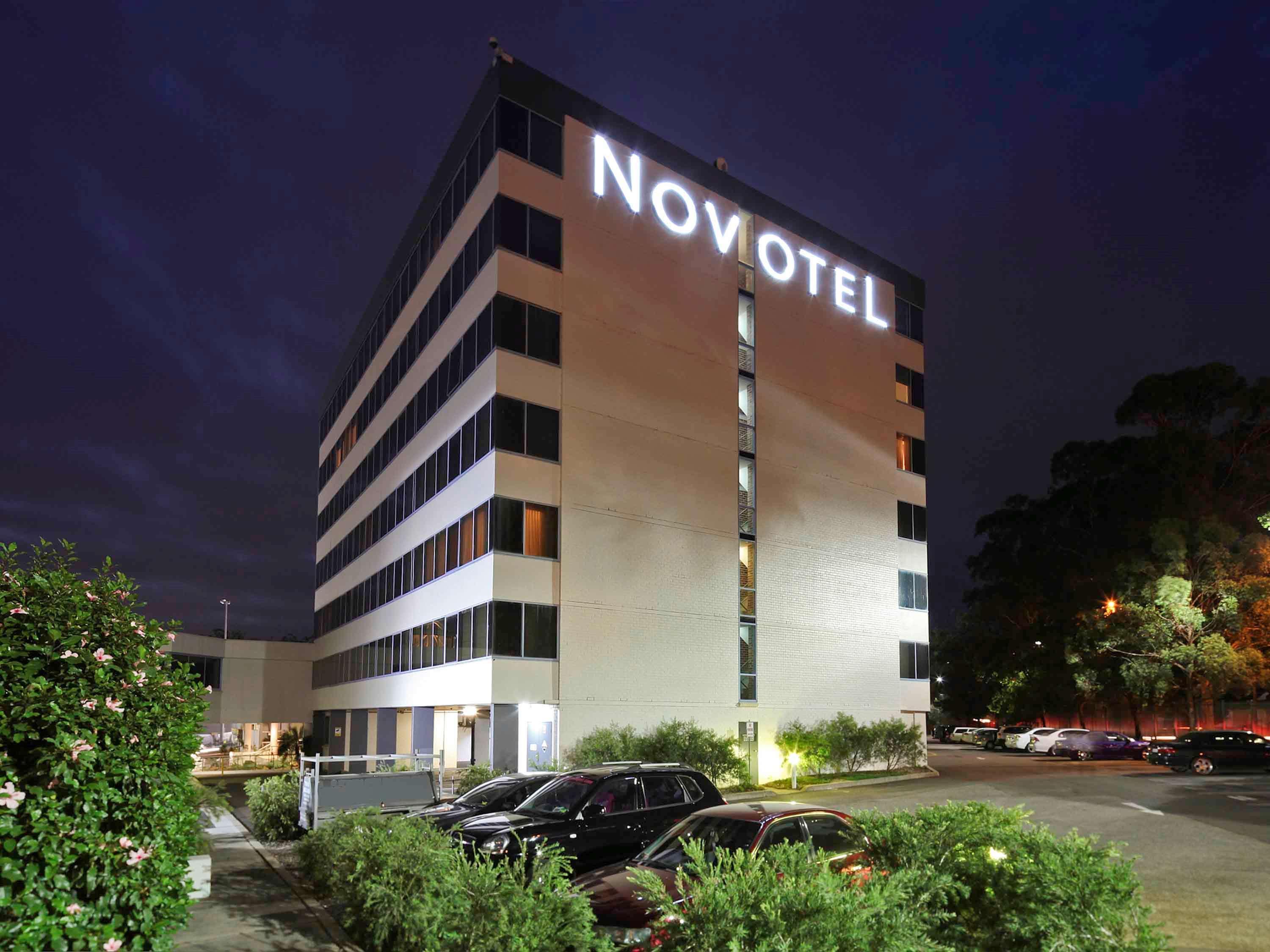 Novotel Sydney West Hq Рути Хилл Экстерьер фото
