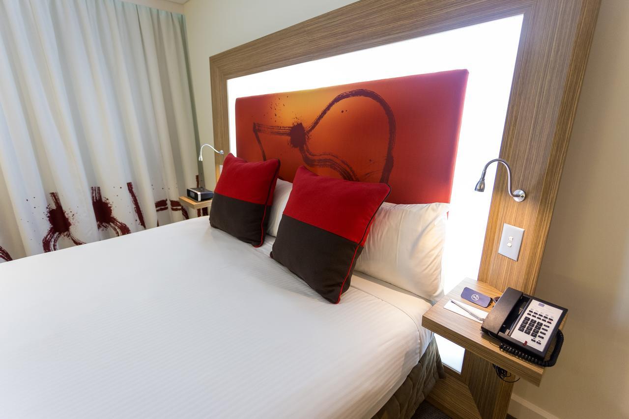 Novotel Sydney West Hq Рути Хилл Экстерьер фото