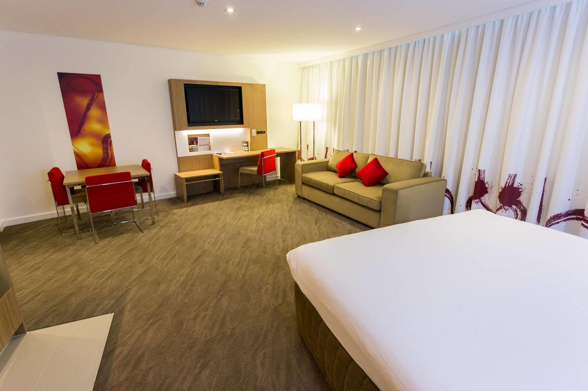 Novotel Sydney West Hq Рути Хилл Экстерьер фото