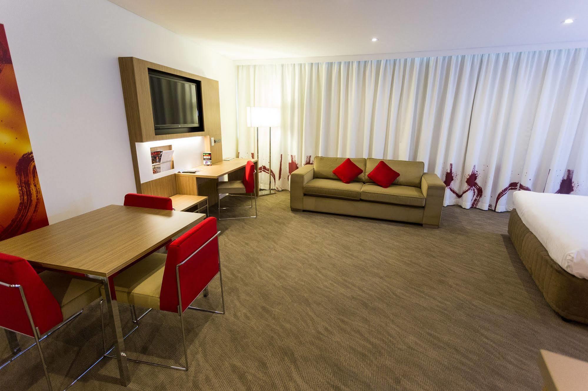 Novotel Sydney West Hq Рути Хилл Экстерьер фото