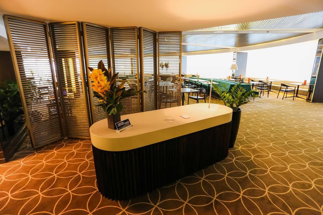 Novotel Sydney West Hq Рути Хилл Экстерьер фото